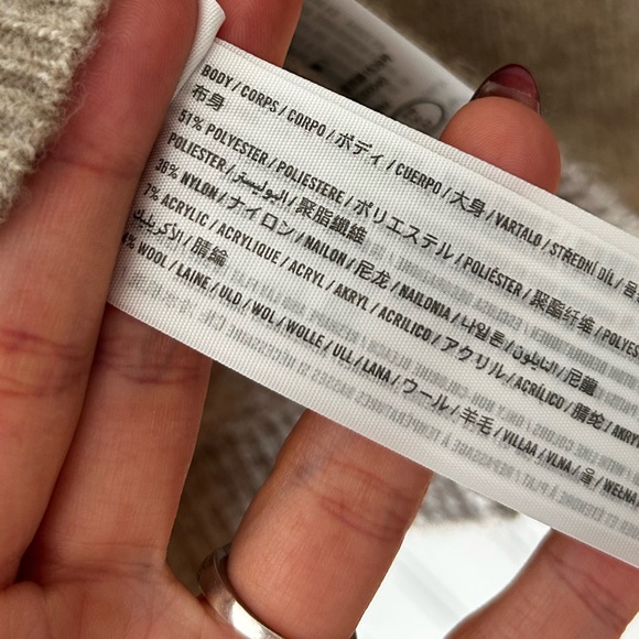 Abercrombie & Fitch Small Tan Knit Button Up Collared Cardigan Sweater - Picture 5 of 6